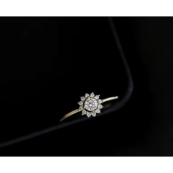 NEW Women's 14k Gold Filled Micro Simulated Diamond Sunflower Ring Size 7 - Picture 5 of 14